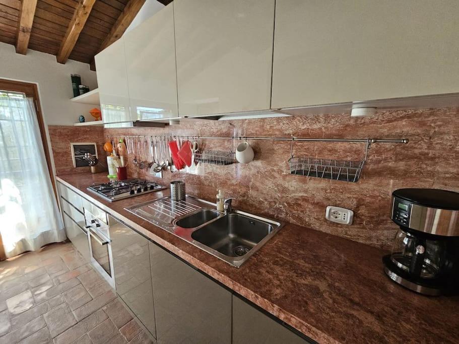 Apartament Casina Rossa Tavarnuzze Zewnętrze zdjęcie